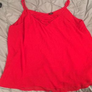 🗣 LAST CHANCE Red dressy tank top